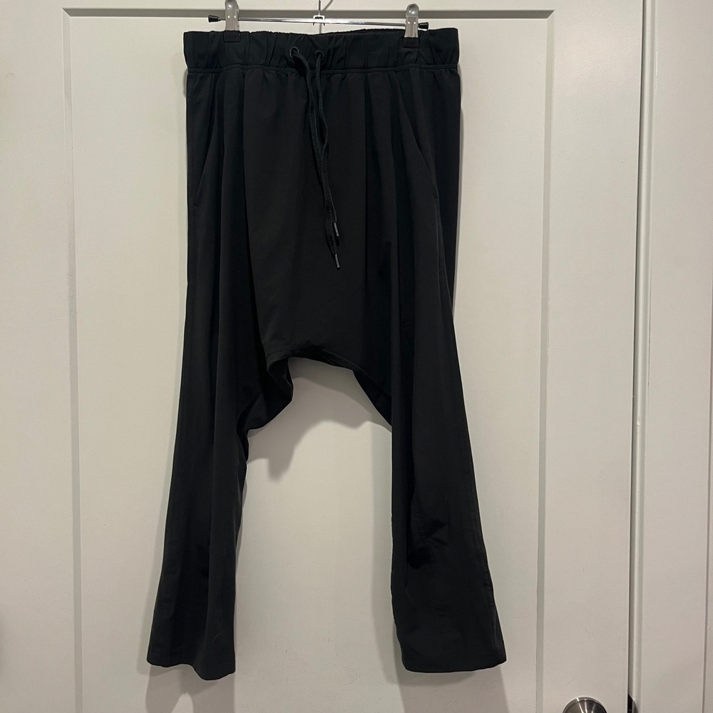 Lululemon Black Drop Crotch Harem Pants Drawstring Elastic Waist Pockets Womens